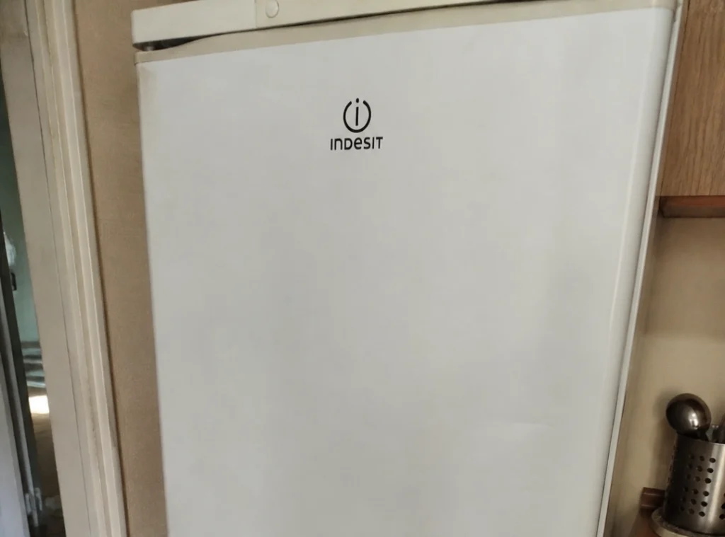 Ремонт холодильників Indesit в Одесі Ремонт холодильників Indesit в Одесі